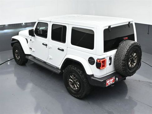 Used 2021 Jeep Wrangler Unlimited Sahara AWD/4WD image 33