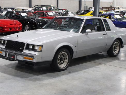 Used 1987 Buick Regal Coupe RWD image 2