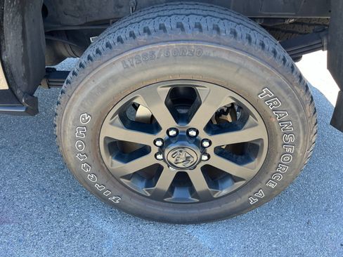 Used 2023 RAM 3500 Laramie AWD/4WD image 12