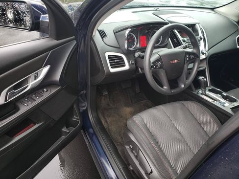 Used 2017 GMC Terrain SLE FWD image 10
