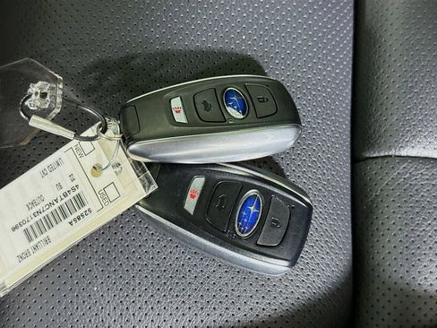 Certified 2022 Subaru Outback Limited w/ Popular Package #2 image 37