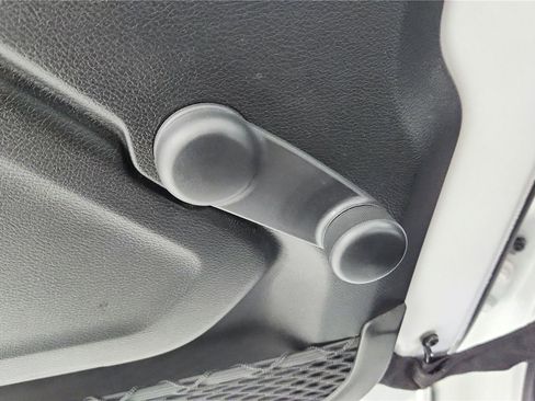 Used 2024 Jeep Gladiator Sport image 25