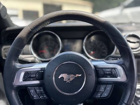 Used 2015 Ford Mustang GT Premium RWD image 16