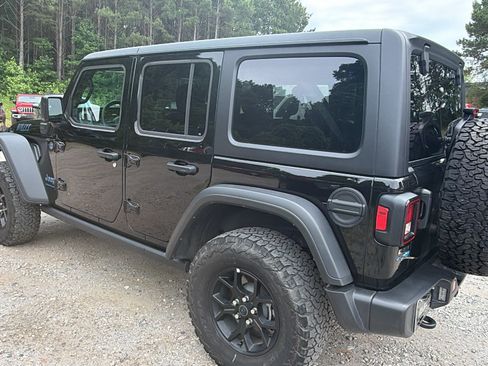 Used 2025 Jeep Wrangler Unlimited Sport S 4xe AWD/4WD image 10