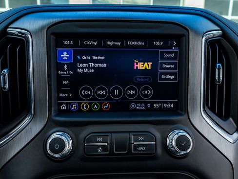 Used 2023 GMC Sierra 2500 Denali w/ Denali Black Diamond Edition image 21