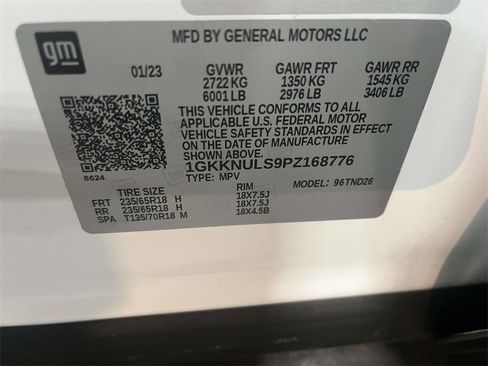 Used 2023 GMC Acadia SLT w/ Preferred Package image 25