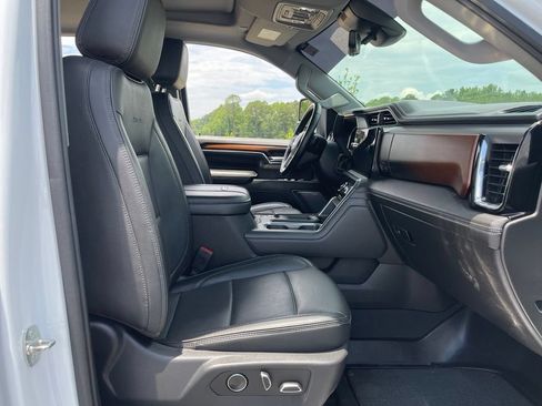 Used 2024 GMC Sierra 2500 Denali w/ Denali Reserve Package AWD/4WD image 53