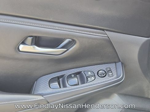 Used 2024 Nissan Sentra SV FWD image 20