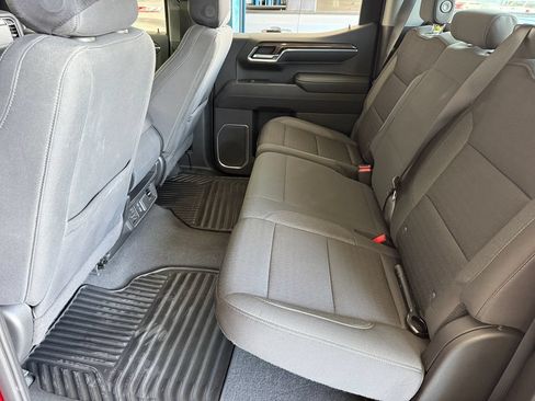 Used 2023 Chevrolet Silverado 1500 RST AWD/4WD image 14