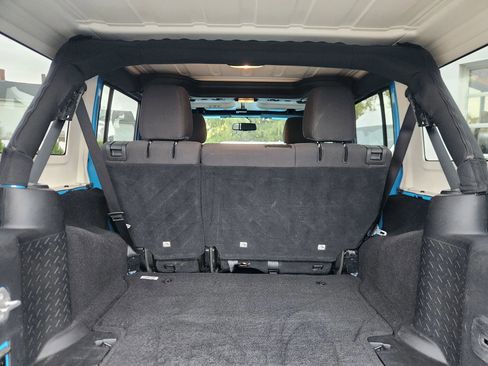 Used 2017 Jeep Wrangler Unlimited Sport w/ Quick Order Package 24S image 45