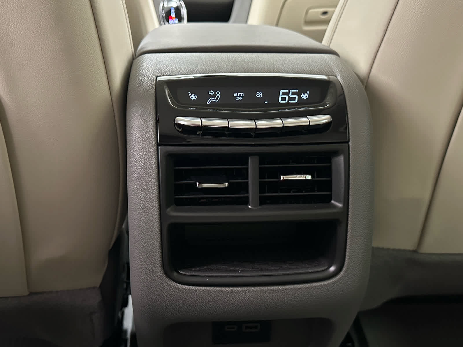 Used 2026 Cadillac XT5 Premium Luxury w/ Driver Assist Package AWD/4WD image 43