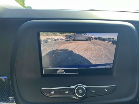 Used 2021 Chevrolet Camaro LT RWD image 27
