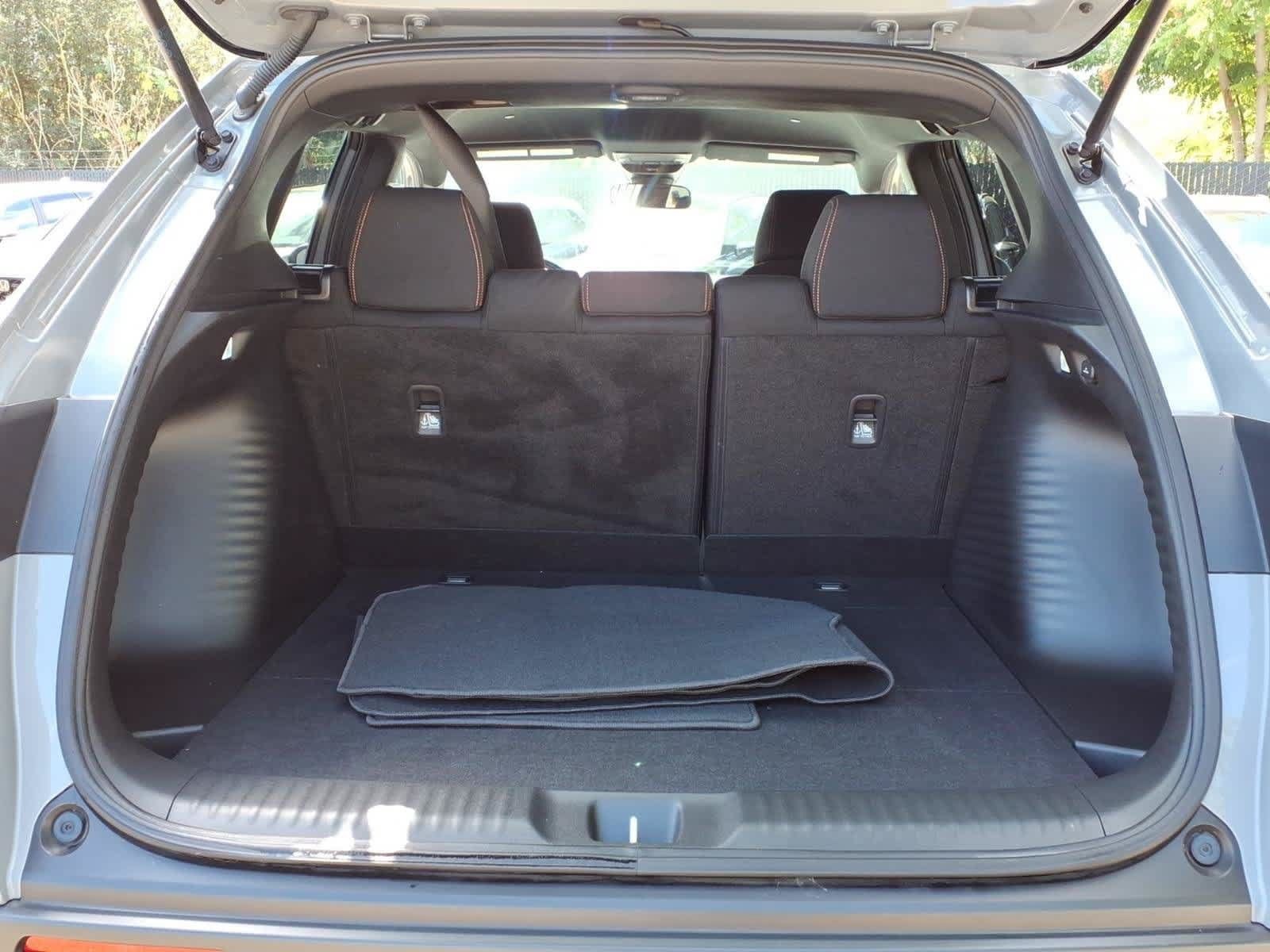 Used 2025 Honda HR-V Sport image 6