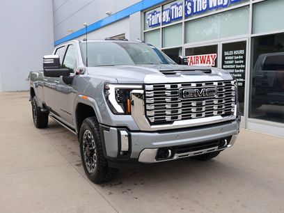 New 2026 GMC Sierra 3500 Denali w/ Denali Reserve Package