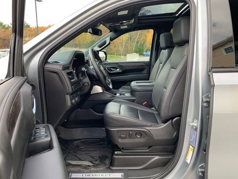 Used 2024 Chevrolet Tahoe Z71 w/ Luxury Package image 31