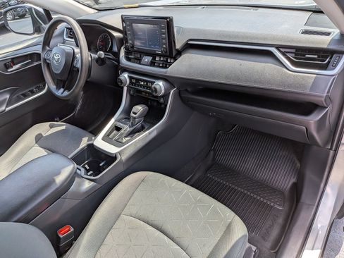 Used 2022 Toyota RAV4 XLE w/ Convenience Package FWD image 37