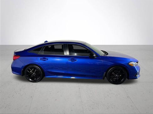 Used 2022 Honda Civic Sport image 5