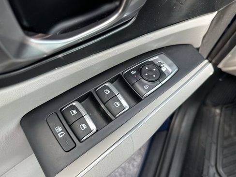 Used 2026 Kia Sorento S AWD/4WD image 17