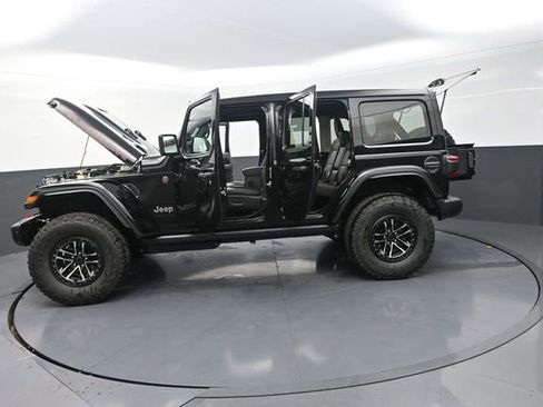 New 2026 Jeep Wrangler Unlimited Rubicon AWD/4WD image 37