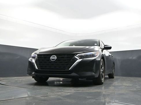 Used 2025 Nissan Sentra SV w/ Lighting Package FWD image 26
