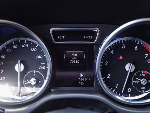Used 2015 Mercedes-Benz ML 350 4MATIC image 26