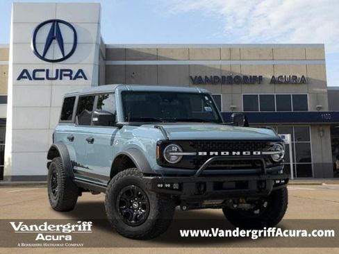 Used 2022 Ford Bronco Wildtrak AWD/4WD image 1