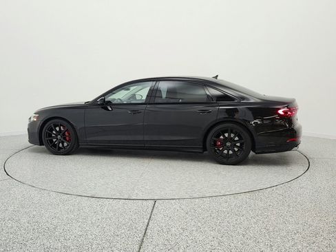 Used 2022 Audi S8 image 8