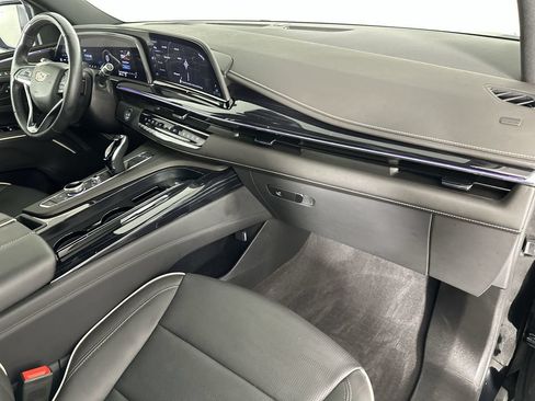 Used 2023 Cadillac Escalade Sport w/ LPO, ONYX Package AWD/4WD image 32