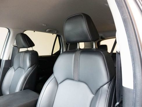 Certified 2025 Honda Pilot EX-L image 16