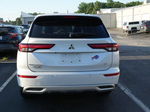 Used 2024 Mitsubishi Outlander SE FWD image 6