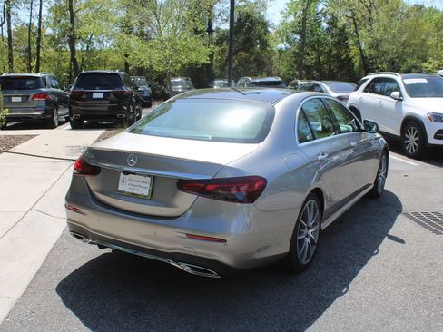 Used 2021 Mercedes-Benz E 350 Sedan image 5