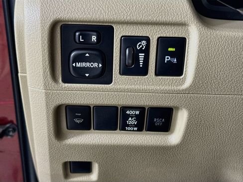 Used 2013 Toyota 4Runner SR5 w/ Convenience Pkg AWD/4WD image 12