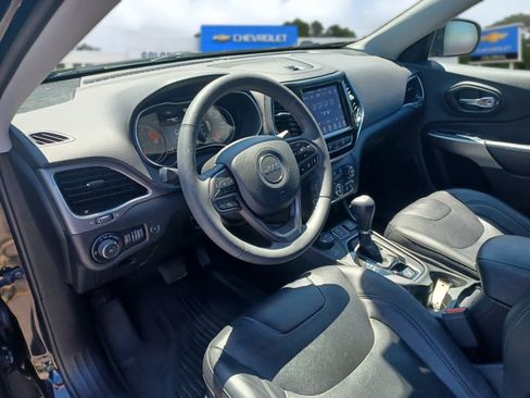 Used 2021 Jeep Cherokee Limited w/ Mopar Interior Package AWD/4WD image 8