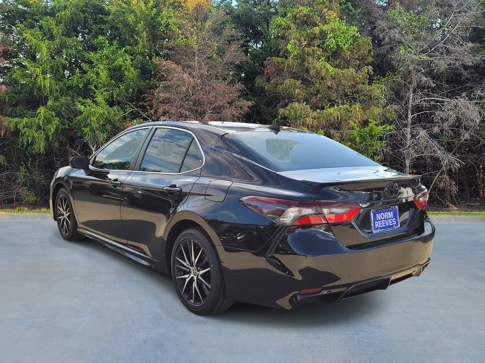 Used 2023 Toyota Camry SE FWD image 20