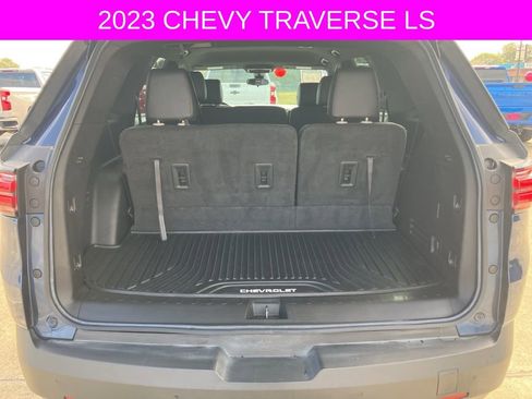 Used 2023 Chevrolet Traverse LS w/ Safety Package image 18