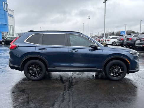 Used 2025 Honda CR-V Sport image 12