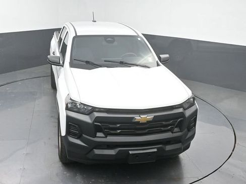 Used 2024 Chevrolet Colorado W/T RWD image 38