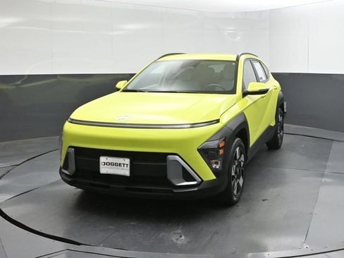 Used 2025 Hyundai Kona SEL FWD image 22