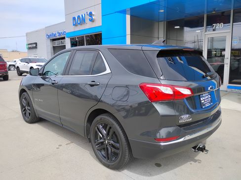 Used 2021 Chevrolet Equinox LT FWD image 2