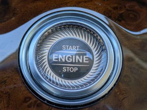 Used 2018 Mercedes-Benz E 400 E 400 image 29