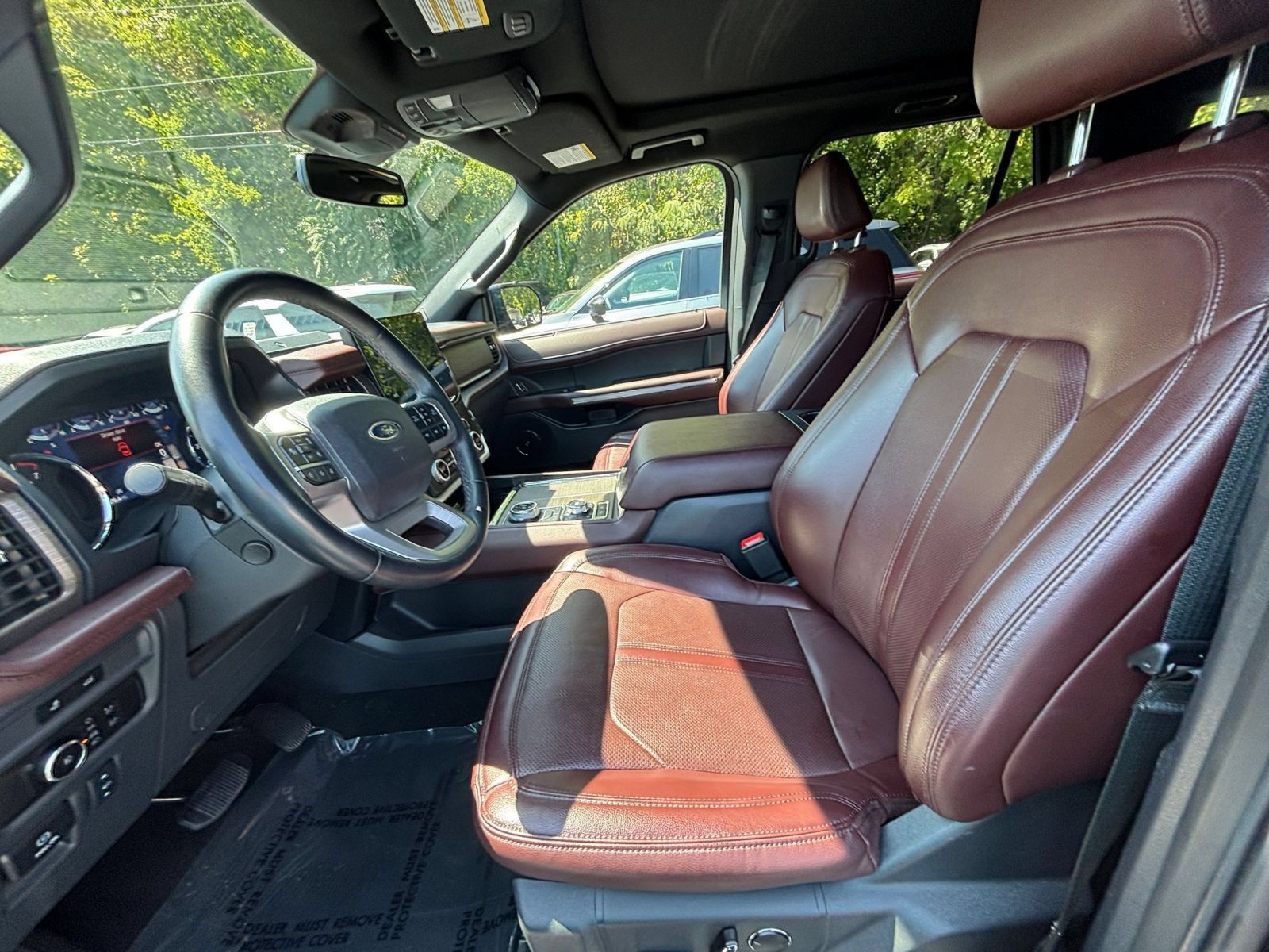 Used 2024 Ford Expedition Max Limited AWD/4WD image 36
