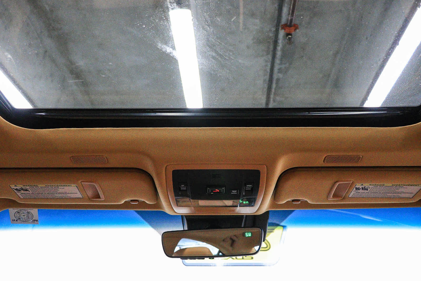 Used 2025 Lexus ES 350 w/ Premium Package FWD image 12