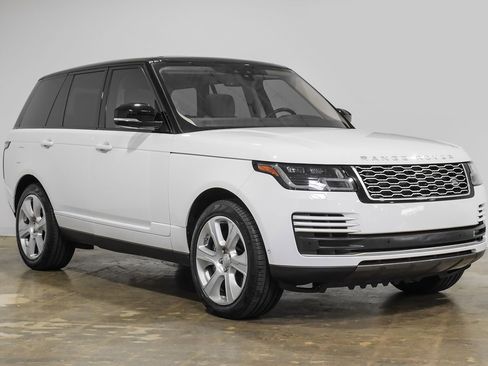 Used 2020 Land Rover Range Rover HSE image 7