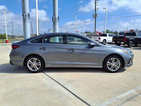 Used 2018 Hyundai Sonata Sport w/ Tech Package 05 image 5