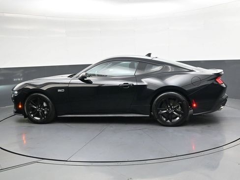 Used 2024 Ford Mustang GT image 6