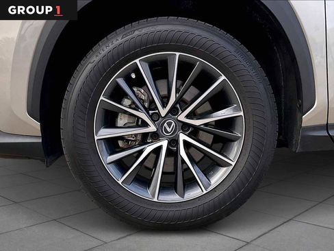 Used 2023 Lexus NX 250 FWD w/ Towing Package (2000 Lbs) image 9