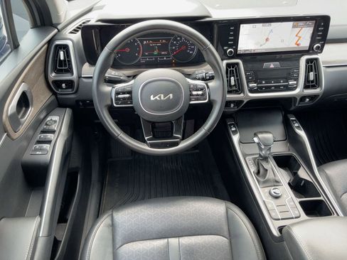 Used 2022 Kia Sorento S image 27
