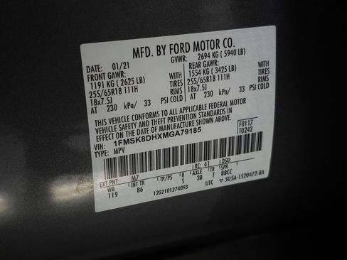 Used 2021 Ford Explorer XLT w/ Class III Trailer Tow Package AWD/4WD image 32