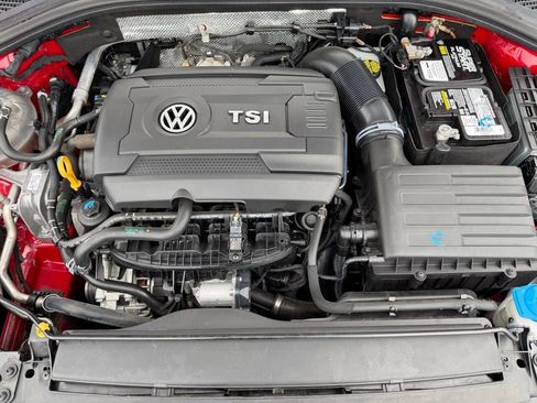 Used 2020 Volkswagen Jetta GLI image 33