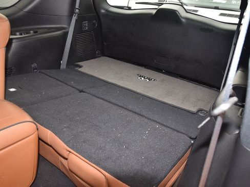 Used 2024 INFINITI QX80 Sensory RWD image 11